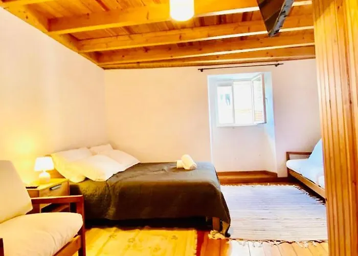 In Historical Center * Κοΐμπρα